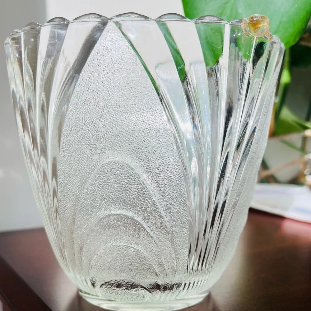 Vintage Nouveau Clear Brockway Glass Ice Bucket